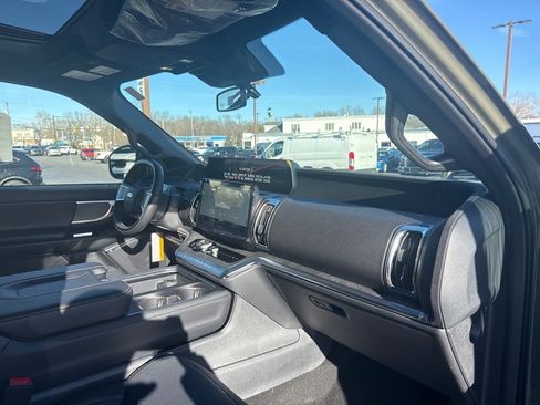 New 2025 Ford Expedition Tremor image 37