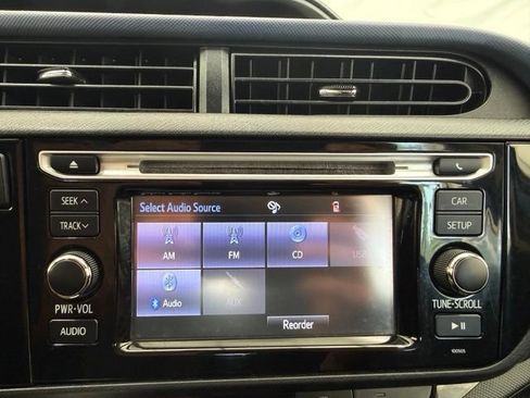 Used 2015 Toyota Prius C Two FWD image 31