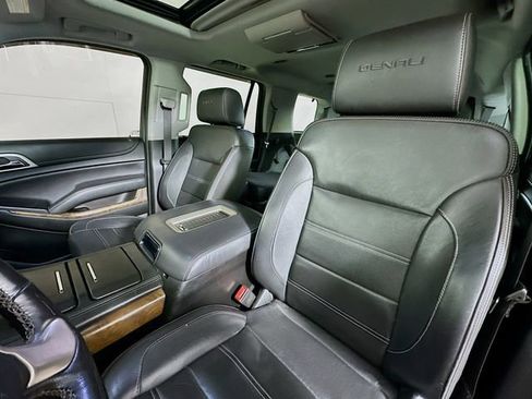 Used 2018 GMC Yukon Denali w/ Denali Ultimate Package image 22