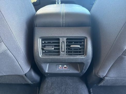 Used 2019 Nissan Altima 2.5 SV image 32