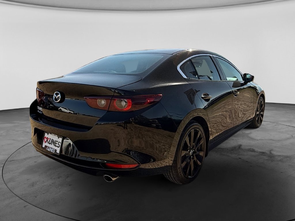 Used 2024 MAZDA MAZDA3 s FWD image 9