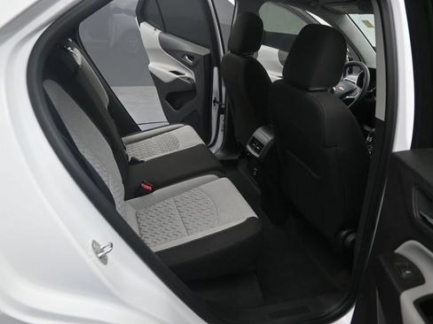 Used 2024 Chevrolet Equinox LS w/ Driver Confidence II Package FWD image 18