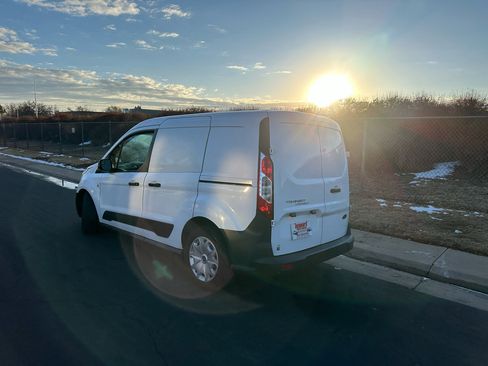 Used 2016 Ford Transit Connect XL image 5