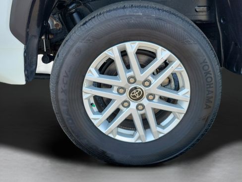 Used 2024 Toyota Tundra SR5 AWD/4WD image 28