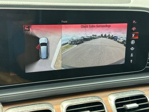 Used 2023 Mercedes-Benz GLS 450 4MATIC image 36