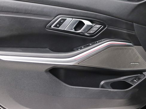 Used 2022 BMW M3 w/ Executive Package RWD image 25