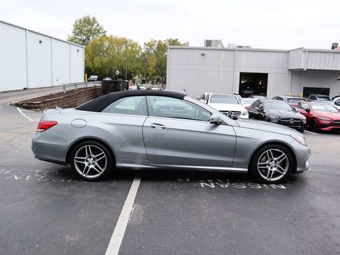 Used 2014 Mercedes-Benz E 550 Cabriolet image 2