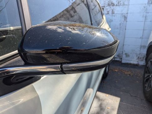 Used 2023 Chevrolet Bolt LT image 4