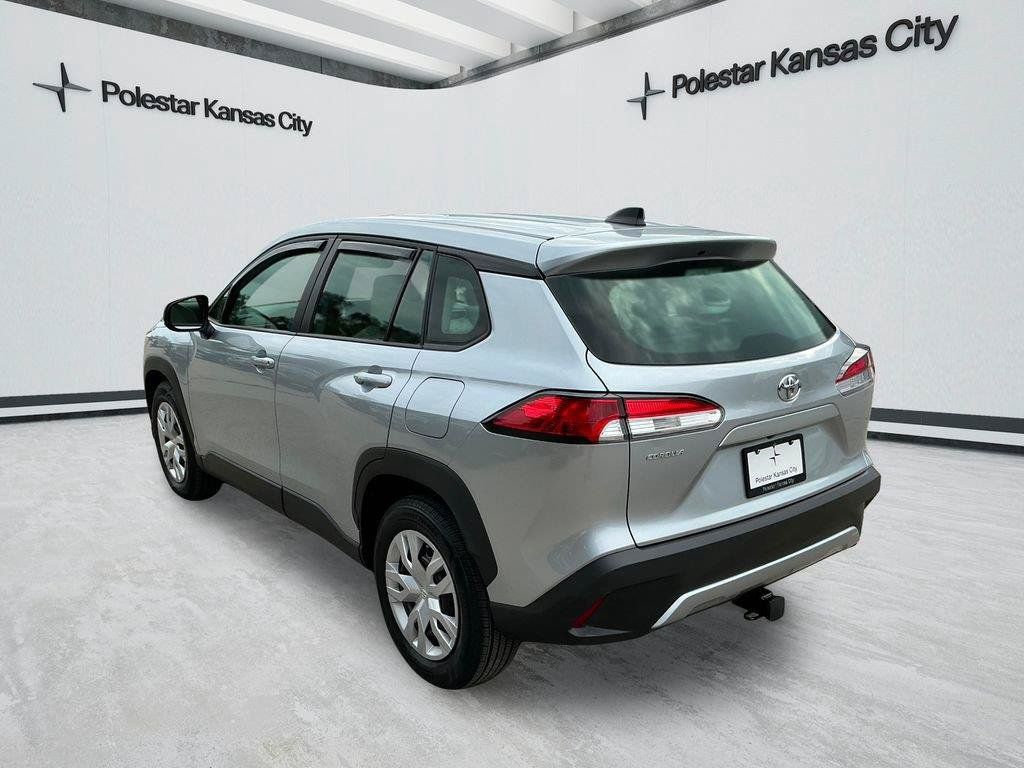 Used 2023 Toyota Corolla Cross L FWD image 7