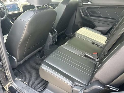 Used 2024 Volkswagen Tiguan SE R-Line FWD image 20
