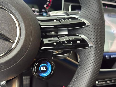 Used 2026 Mercedes-Benz E 53 AMG e 4MATIC Sedan image 31