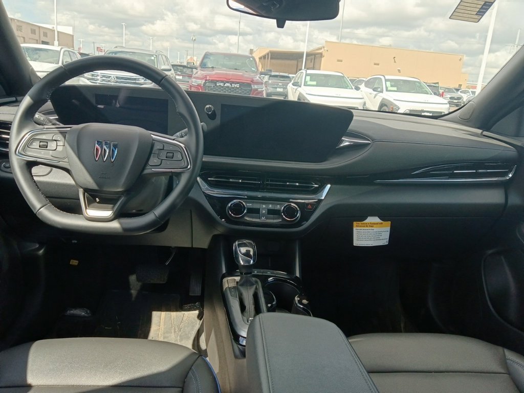 Used 2026 Buick Envista Sport Touring FWD image 8