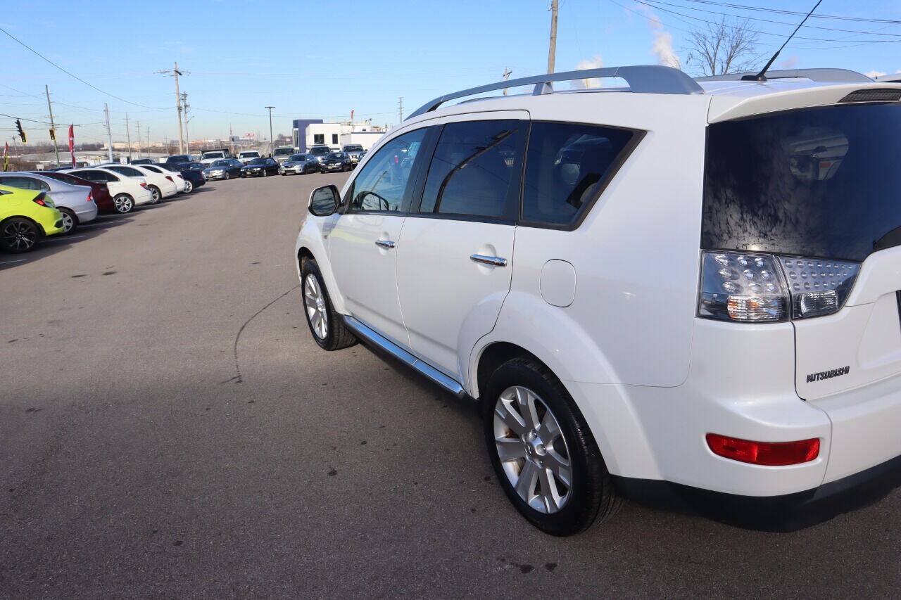Used 2008 Mitsubishi Outlander SE FWD image 41