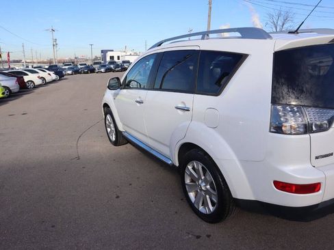 Used 2008 Mitsubishi Outlander SE FWD image 41