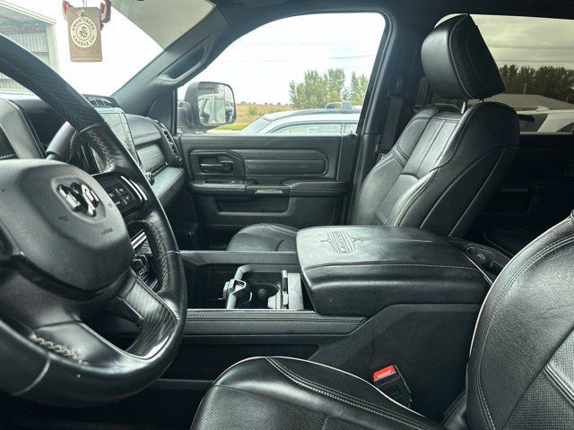 Used 2022 RAM 2500 Limited w/ Night Edition AWD/4WD image 6