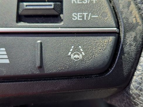 Used 2024 Honda HR-V LX image 26