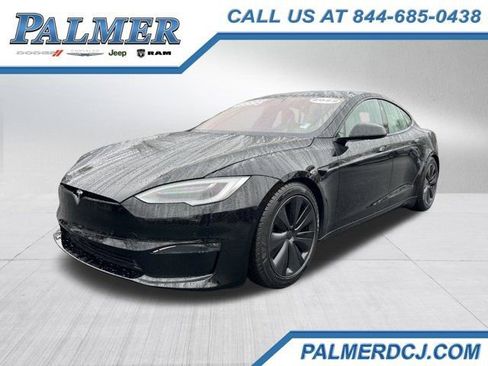 Used 2022 Tesla Model S image 1