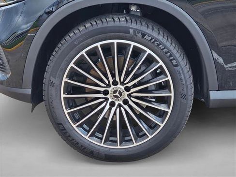 Certified 2026 Mercedes-Benz GLC 300 image 24