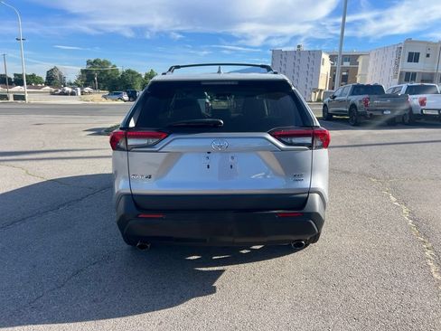 Used 2021 Toyota RAV4 XLE Premium AWD/4WD image 9