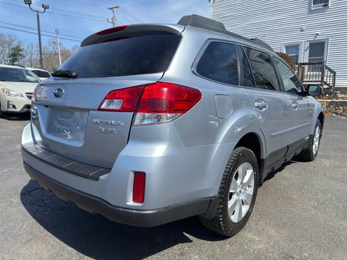 Used 2012 Subaru Outback 3.6R Limited w/ Moonroof Pkg image 6