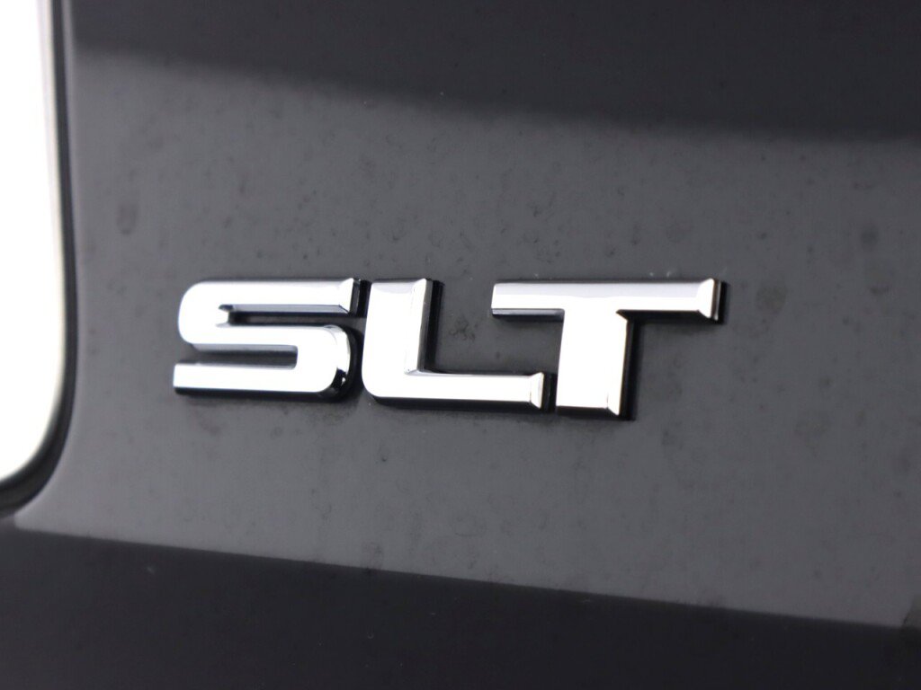 Used 2018 GMC Yukon SLT AWD/4WD image 40