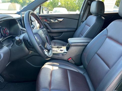 Used 2025 Chevrolet Blazer RS FWD image 4