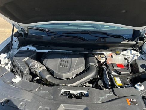 Used 2025 GMC Acadia Elevation image 43