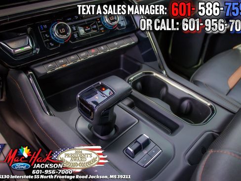 Used 2024 GMC Sierra 1500 AT4 w/ AT4 Premium Package AWD/4WD image 20