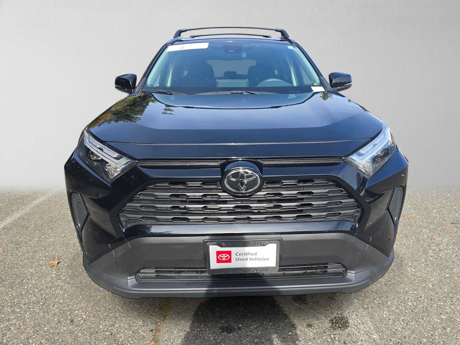 Certified 2025 Toyota RAV4 LE AWD/4WD image 8