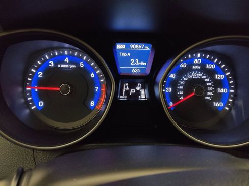 Used 2017 Hyundai Elantra GT image 23