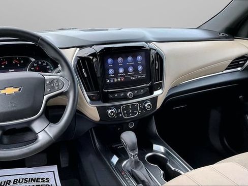 Used 2023 Chevrolet Traverse LT w/ LPO, Cargo Package AWD/4WD image 6