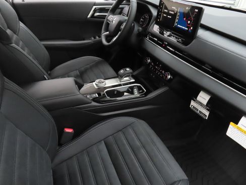 New 2026 Mitsubishi Outlander AWD image 26