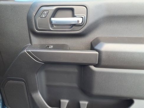 New 2026 Chevrolet Silverado 2500 Custom w/ Custom Convenience Package image 19