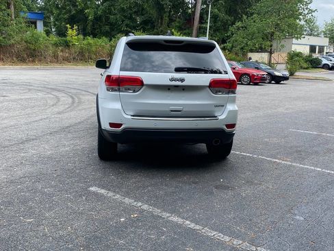 Used 2019 Jeep Grand Cherokee Limited RWD image 6
