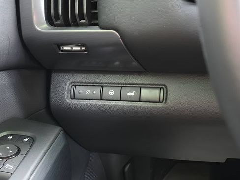 Used 2025 Nissan Pathfinder Rock Creek AWD/4WD image 25