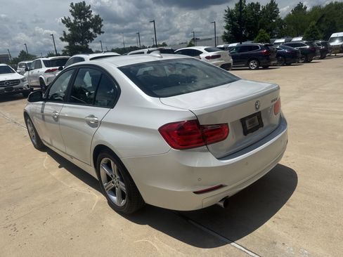 Used 2015 BMW 320i Sedan RWD image 6