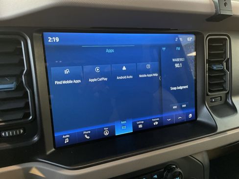 Used 2023 Ford Bronco Wildtrak image 27