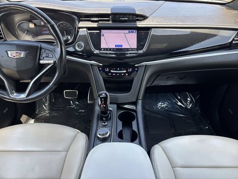 Used 2020 Cadillac XT6 Sport AWD/4WD image 15