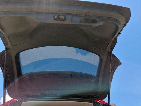 Used 2021 Jeep Cherokee Latitude Plus FWD image 15