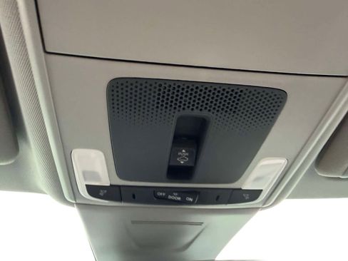 Used 2025 Acura Integra image 31