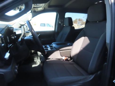 Used 2022 Chevrolet Silverado 1500 LT w/ Diesel Off-Road Package image 19