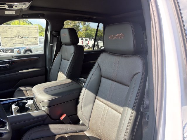 New 2026 Chevrolet Tahoe High Country w/ Sun And Tow Package AWD/4WD image 20