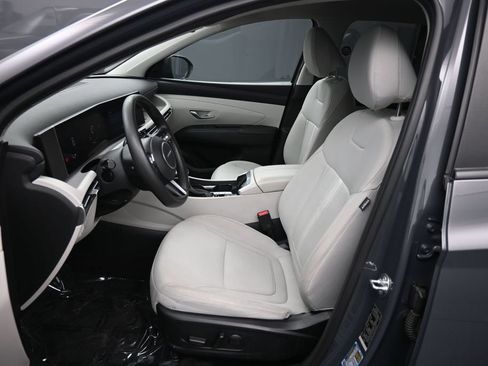 Certified 2025 Hyundai Tucson SEL AWD/4WD image 18