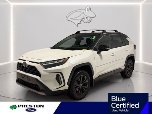 Used 2022 Toyota RAV4 XSE w/ XSE Grade Weather Package AWD/4WD image 1