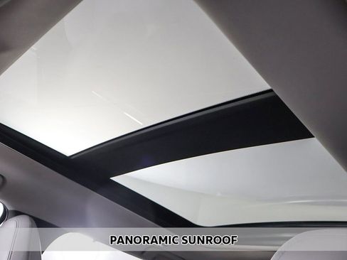 New 2025 Mitsubishi Outlander SEL image 4