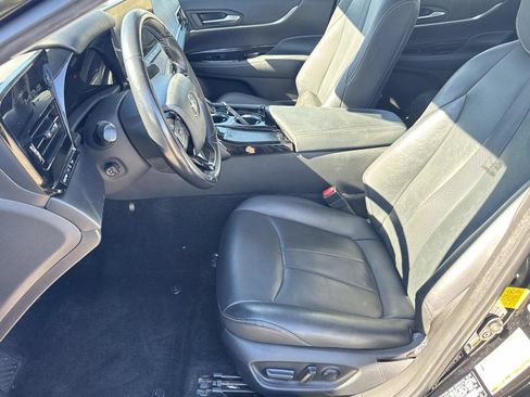 Used 2022 Toyota Mirai image 19