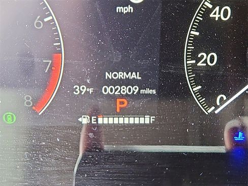 Used 2026 Honda HR-V LX image 13