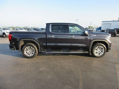 Certified 2022 GMC Sierra 1500 Denali AWD/4WD image 5