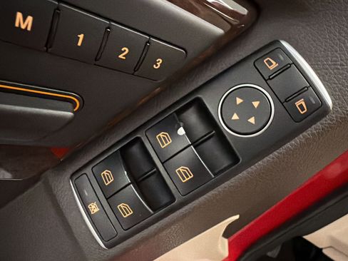 Used 2015 Mercedes-Benz GLK 350 2WD image 13