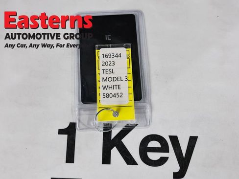 Used 2023 Tesla Model 3 Standard Range image 18